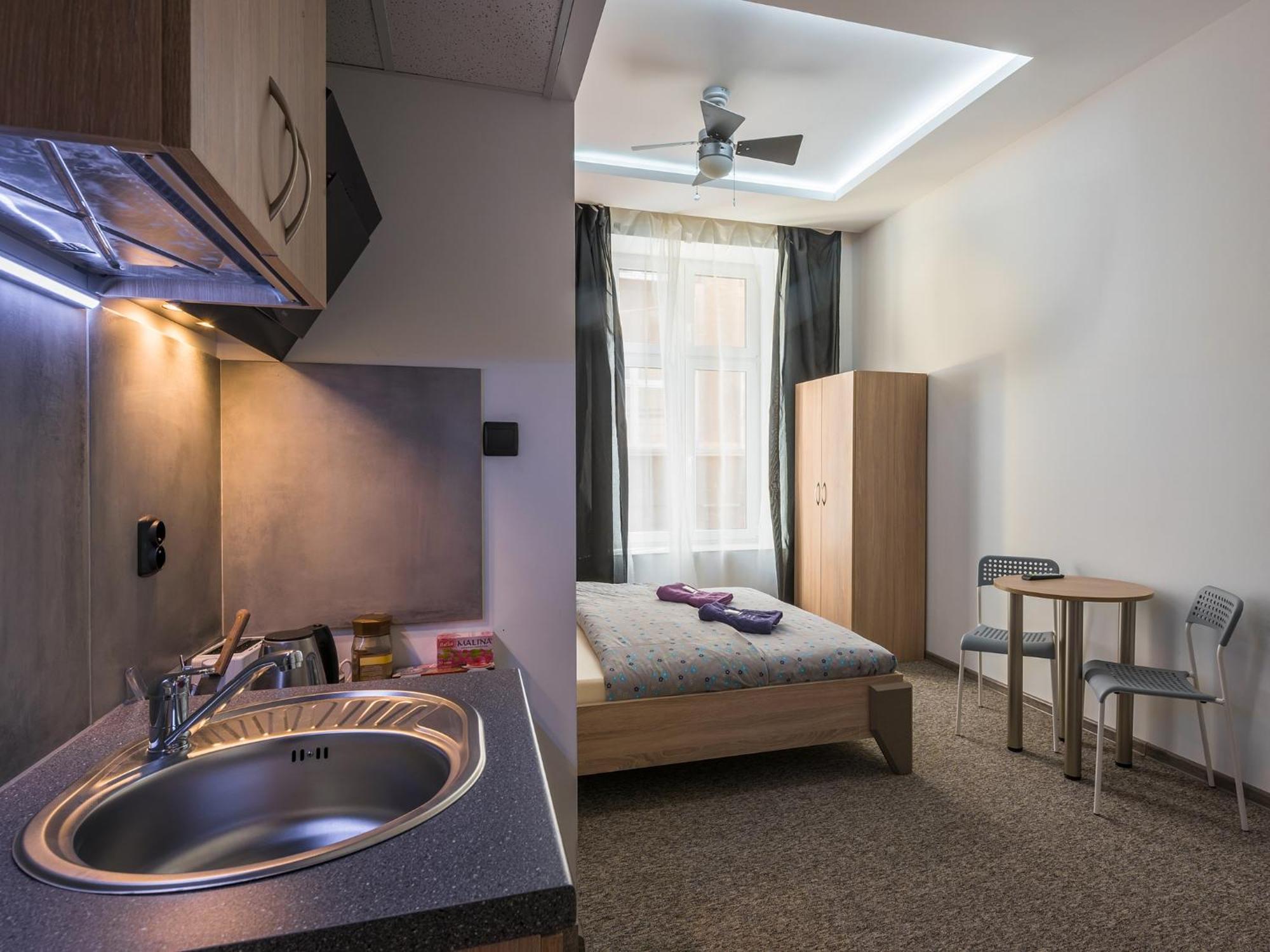 70S Business Room Cracovia Esterno foto